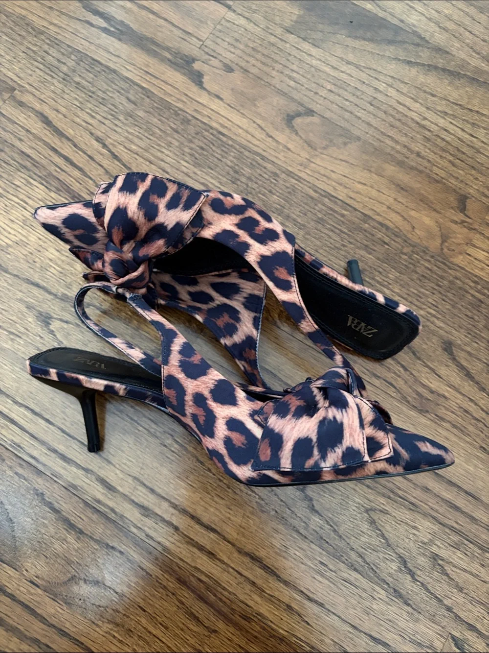 ZARA Leopard Print Bow Detail Pointed Toe Sling Back Kitten Heels